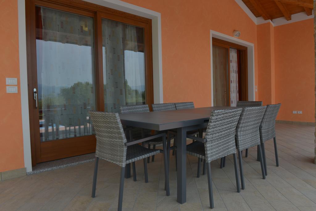 Villa Artemia Manerba del Garda Pokoj fotografie