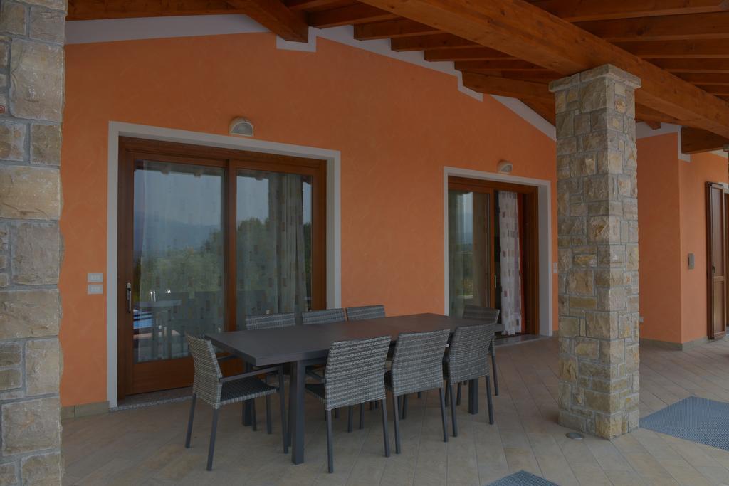 Villa Artemia Manerba del Garda Pokoj fotografie