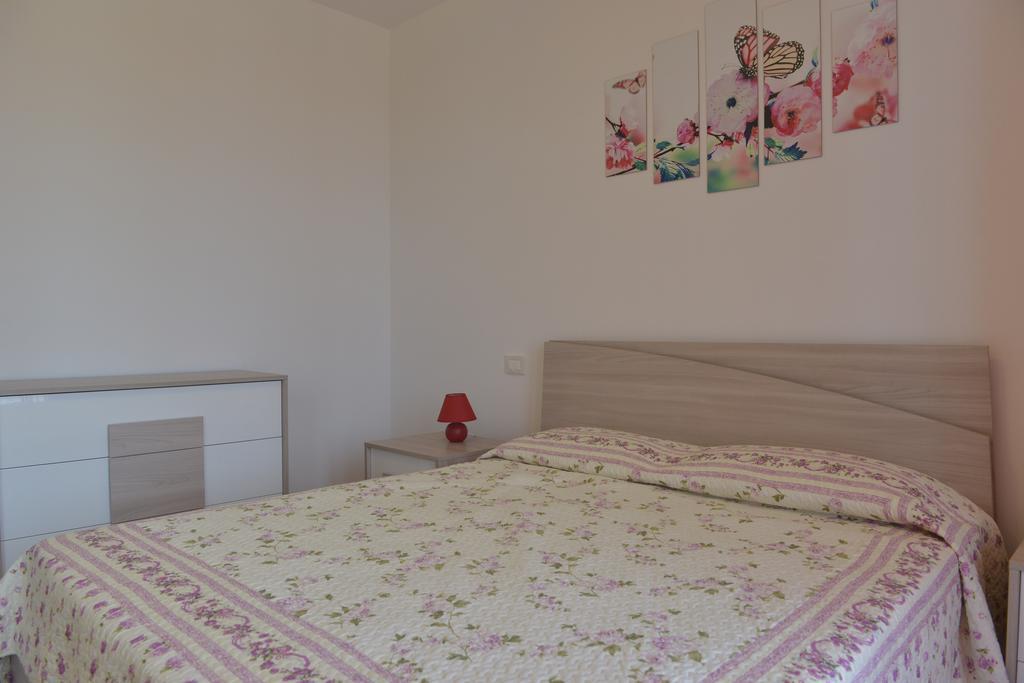 Villa Artemia Manerba del Garda Pokoj fotografie